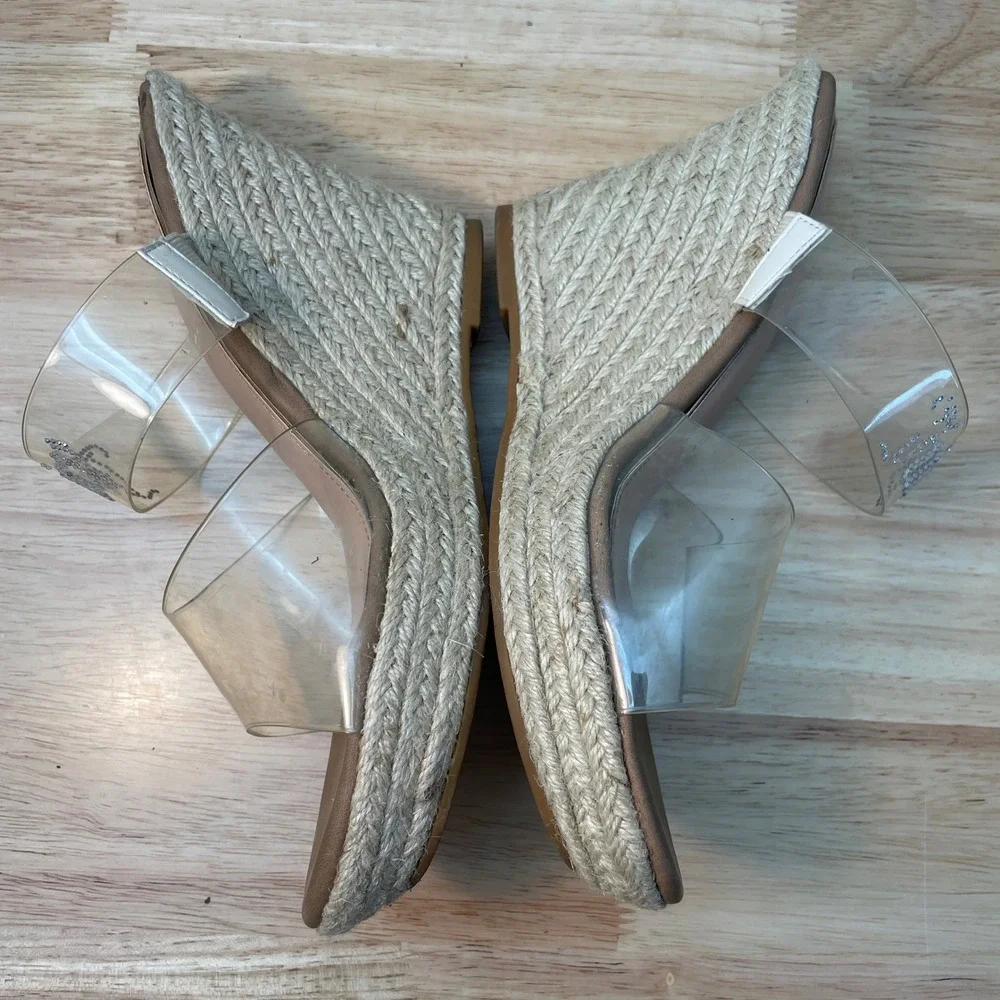 Juicy Couture Cristene Clear Rhinestone‎ Logo Espadrille Wedge Sandals Tan 9.5